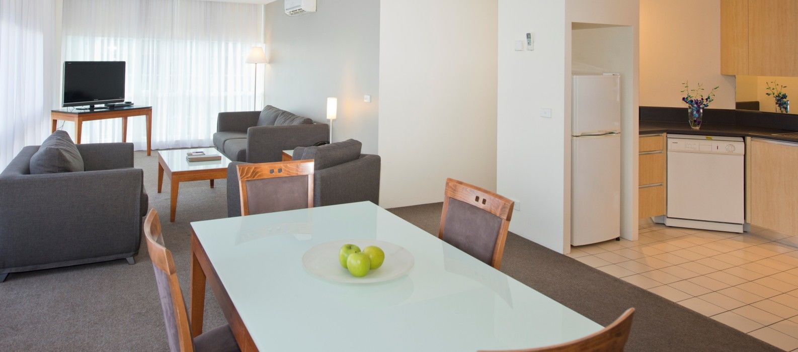 Oaks Melbourne On Collins Suites Exterior photo